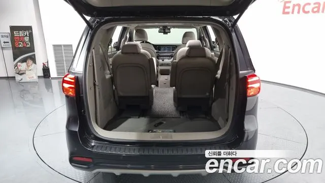 Kia The New Carnival id 2716362 из Кореи 10