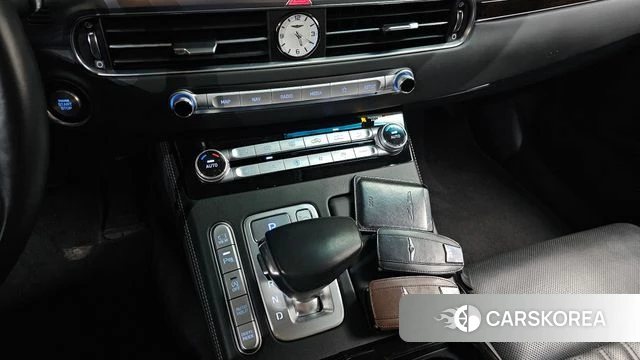 Genesis G90 id 4780599 из Кореи 10