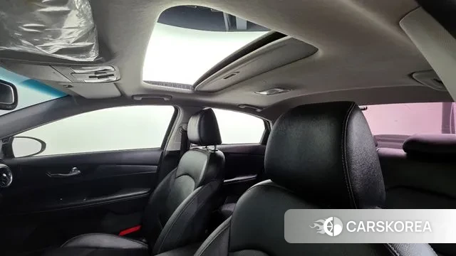 Kia Come New K3 id 3385853 из Кореи 10