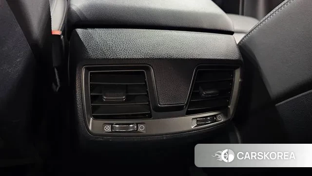 Ssangyong The New Rexton Sports Cannes id 3401363 из Кореи 10