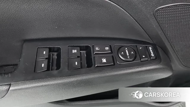 Hyundai Avante AD id 3677588 из Кореи 10