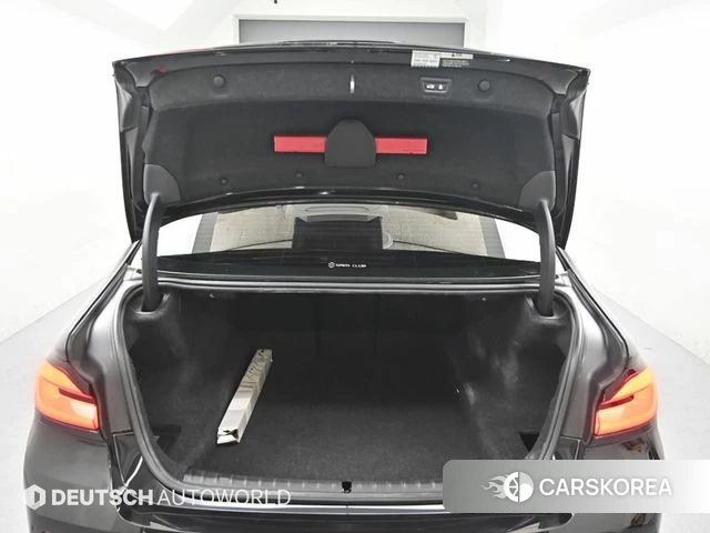 BMW 5 Series (G30) id 3839256 из Кореи 10