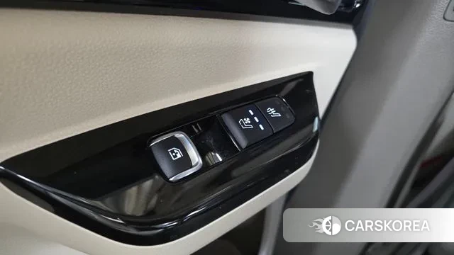 Kia Carnival 4th generation id 3390240 из Кореи 10