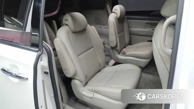 Kia The New Carnival id 4703467 из Кореи 10