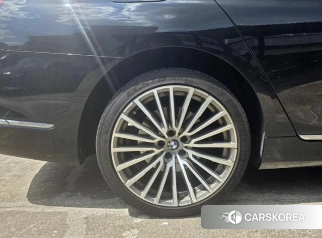 BMW 7 Series (G11) id 4445745 из Кореи 10