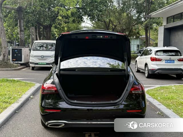 Mercedes-Benz E-class id 4314426 из Китая 10