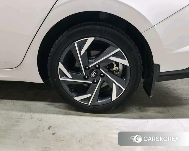 Hyundai Elantra id 4313888 из Китая 10