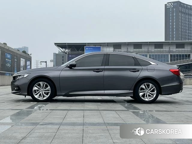 Honda Accord id 4260913 из Китая 10