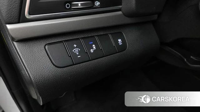 Hyundai Avante AD id 3911981 из Кореи 10