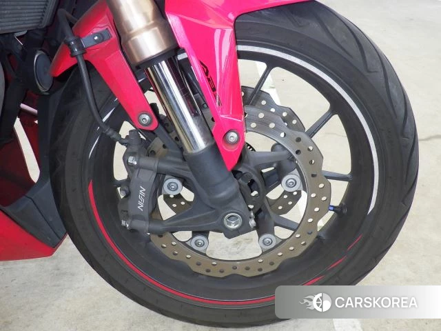 Honda CBR400R id 4184743 из Японии 10