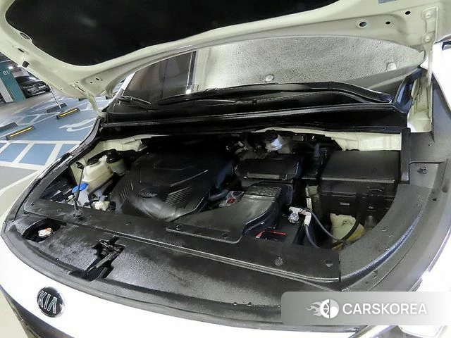 Kia The New Carnival id 4746880 из Кореи 10