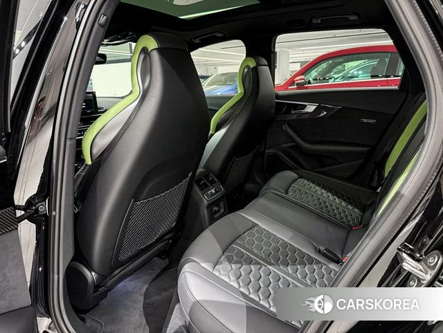 Audi RS 4 id 4274322 из Китая 10
