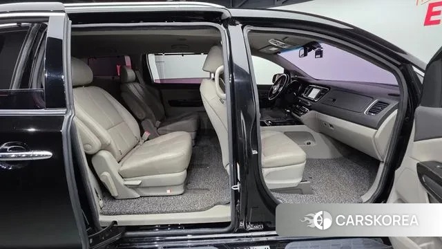 Kia All New Carnival id 3244199 из Кореи 10