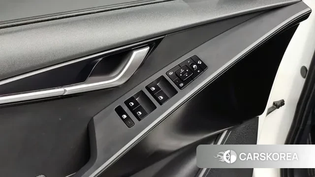 Kia Di Ol Nu Niro id 2914933 из Кореи 10