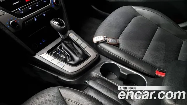 Hyundai Avante AD id 2785678 из Кореи 10