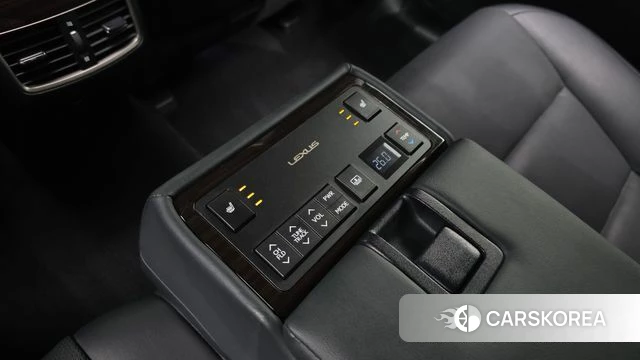 Lexus New ES300h id 4311116 из Кореи 10