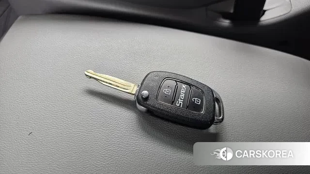 Hyundai The New Grand Starex id 3395986 из Кореи 10