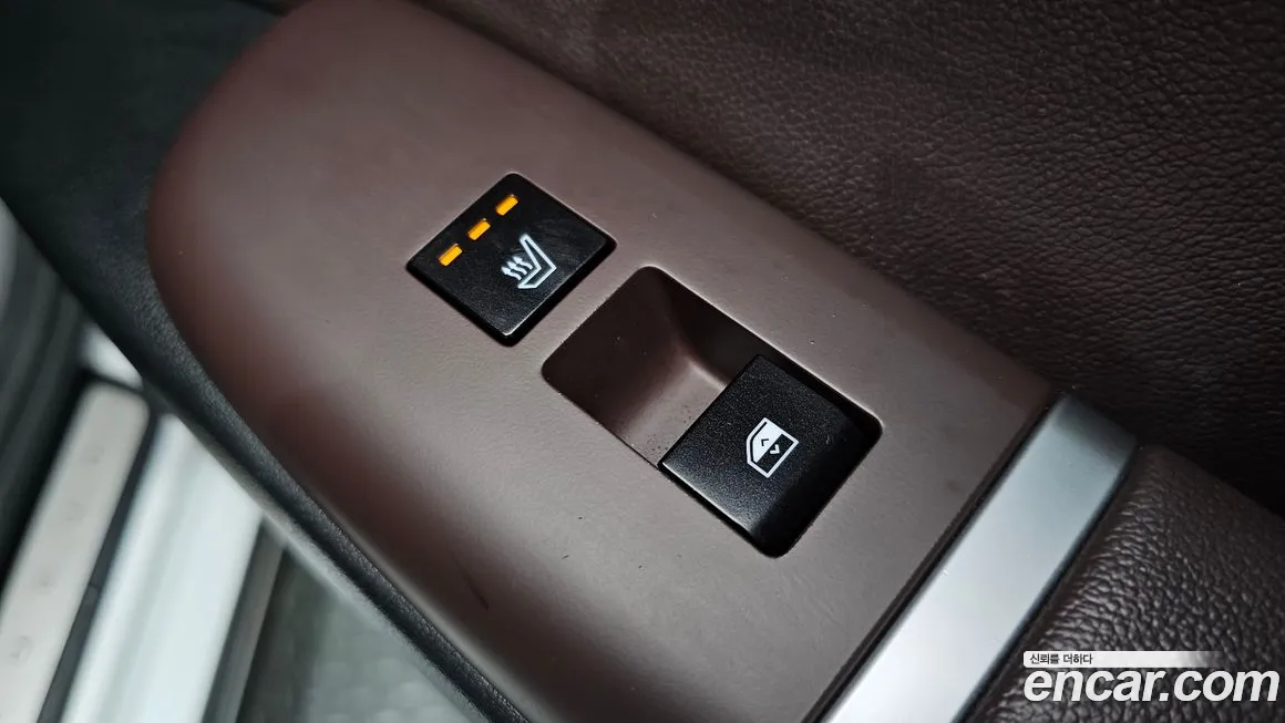 Hyundai Grandeur (GN7) id 2187030 из Кореи 10