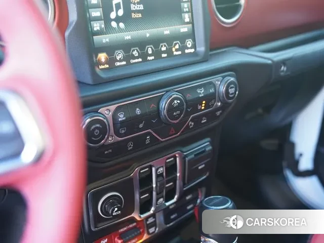 Jeep Gladiator (JT) id 3702689 из Кореи 10