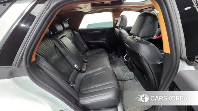 Hyundai Grandeur (GN7) id 3011431 из Кореи 10