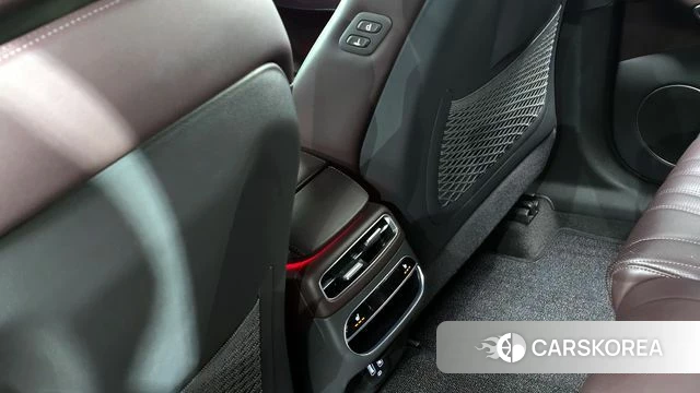 Genesis GV70 id 3793937 из Кореи 10