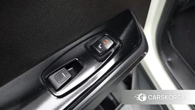 Ssangyong Torres id 3560129 из Кореи 10