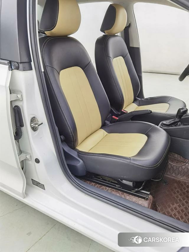 Volkswagen Santana id 4258758 из Китая 10