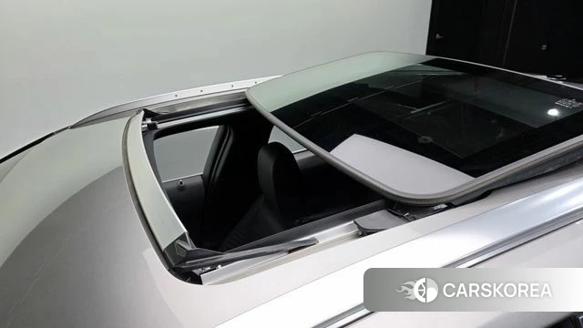 Lexus UX250h id 3872464 из Кореи 10