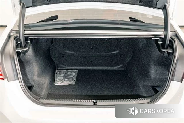 BMW 5 series id 3857659 из Китая 10