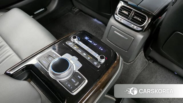 Genesis G90 id 4362967 из Кореи 10