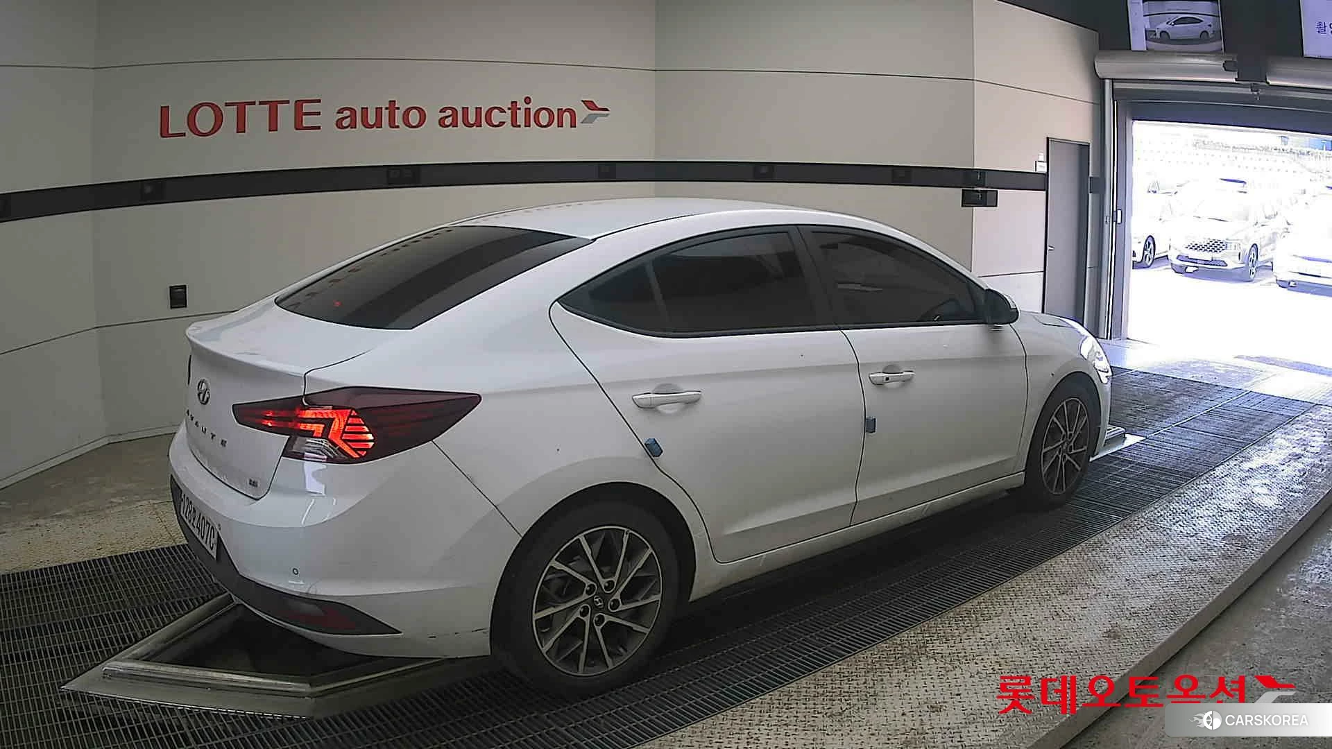Hyundai Avante id 4289330 из Кореи 10