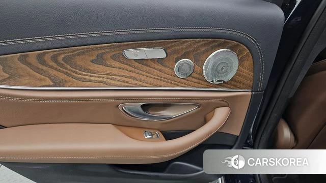 Mercedes-Benz E-Class W213 id 4640668 из Кореи 10