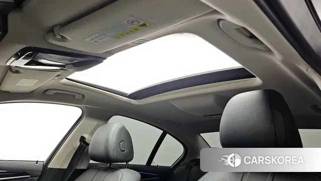 BMW 5 Series (G30) id 3095698 из Кореи 10