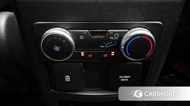 Ford Explorer 6th Generation id 3828343 из Кореи 10