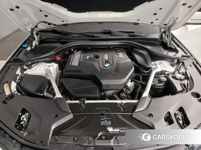 BMW 5 Series (G30) id 3243811 из Кореи 10