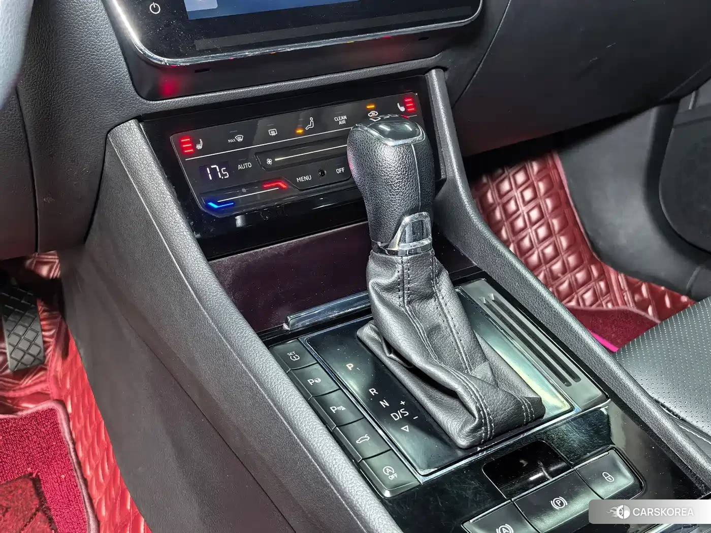 Skoda Superb id 4679559 из Китая 10