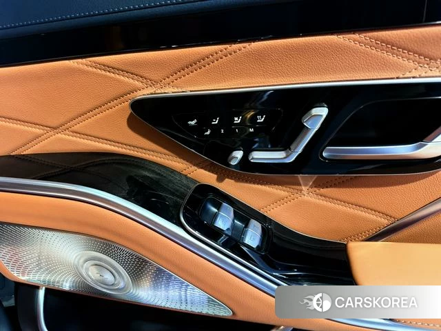 Mercedes-Benz Maybach S-class id 4271514 из Китая 10