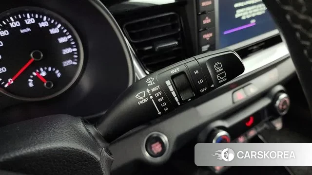 Kia Stonic id 3691773 из Кореи 10