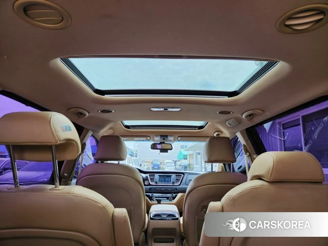 Kia The New Carnival id 4246093 из Кореи 10