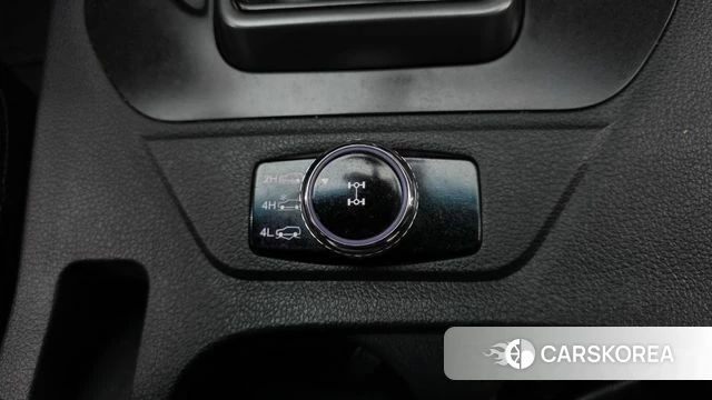 Ssangyong Rexton Sports id 4371434 из Кореи 10