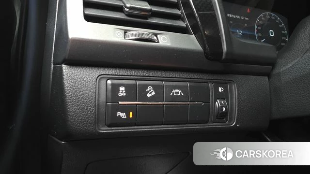 Ssangyong The New Rexton Sports Cannes id 4701717 из Кореи 10