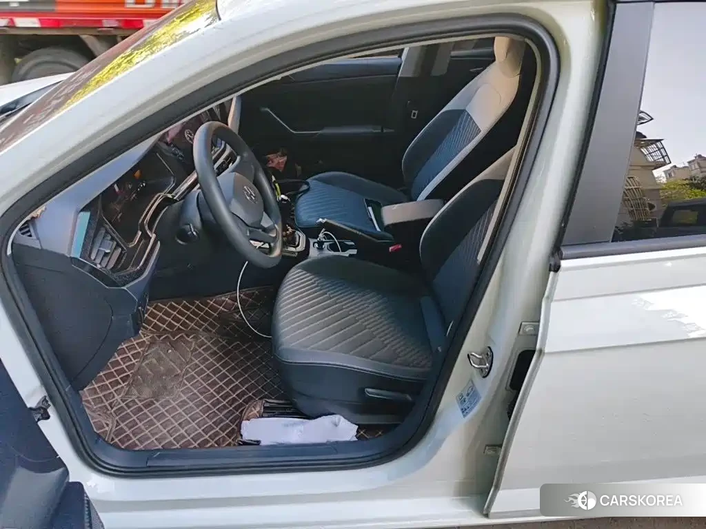 Volkswagen Lavida id 4679674 из Китая 10