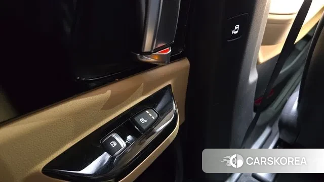 Kia Carnival 4th generation id 3036889 из Кореи 10