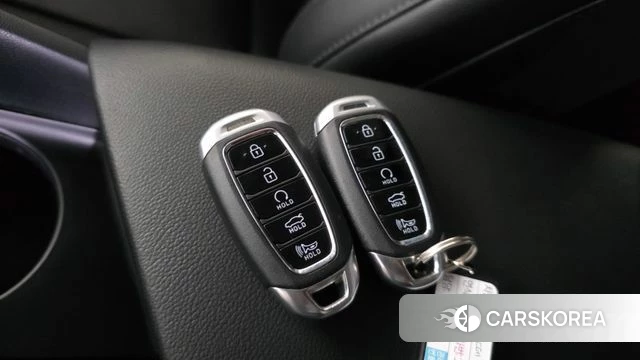 Hyundai Avante (CN7) id 3827805 из Кореи 10