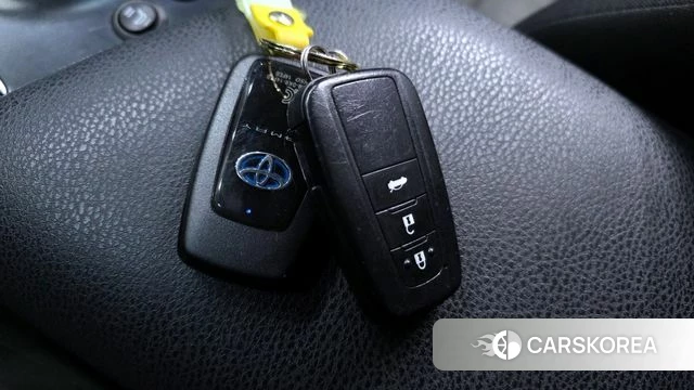 Toyota Camry (XV70) id 3905508 из Кореи 10