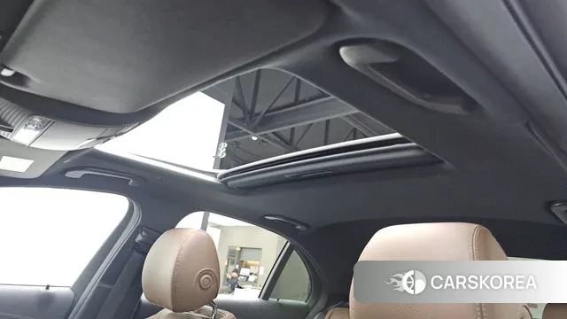 Mercedes-Benz E-Class W213 id 3639802 из Кореи 10