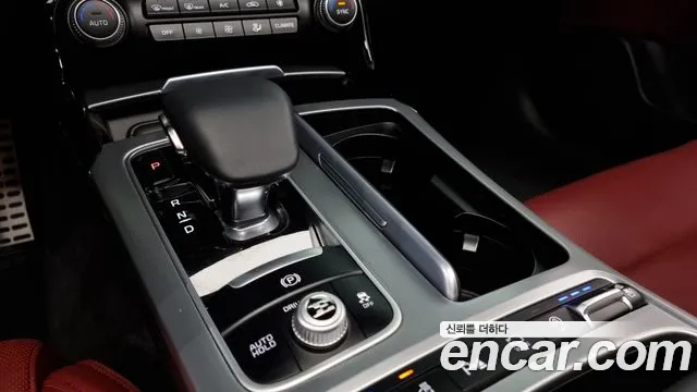 Kia Stinger id 2757358 из Кореи 10