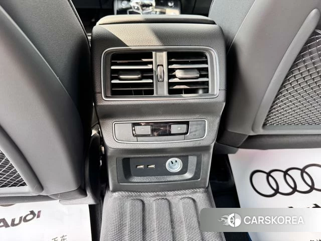 Audi Q5L id 4211480 из Китая 10