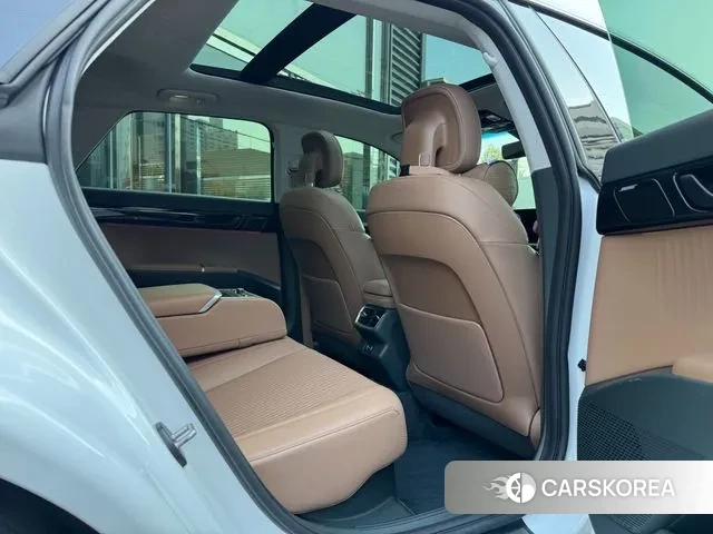 Hyundai Grandeur Hybrid (GN7) id 3360235 из Кореи 10