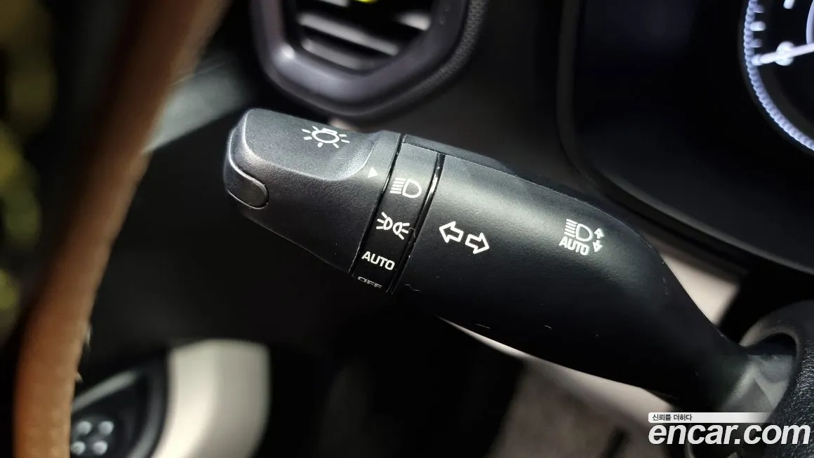 Hyundai Venue id 2094313 из Кореи 10